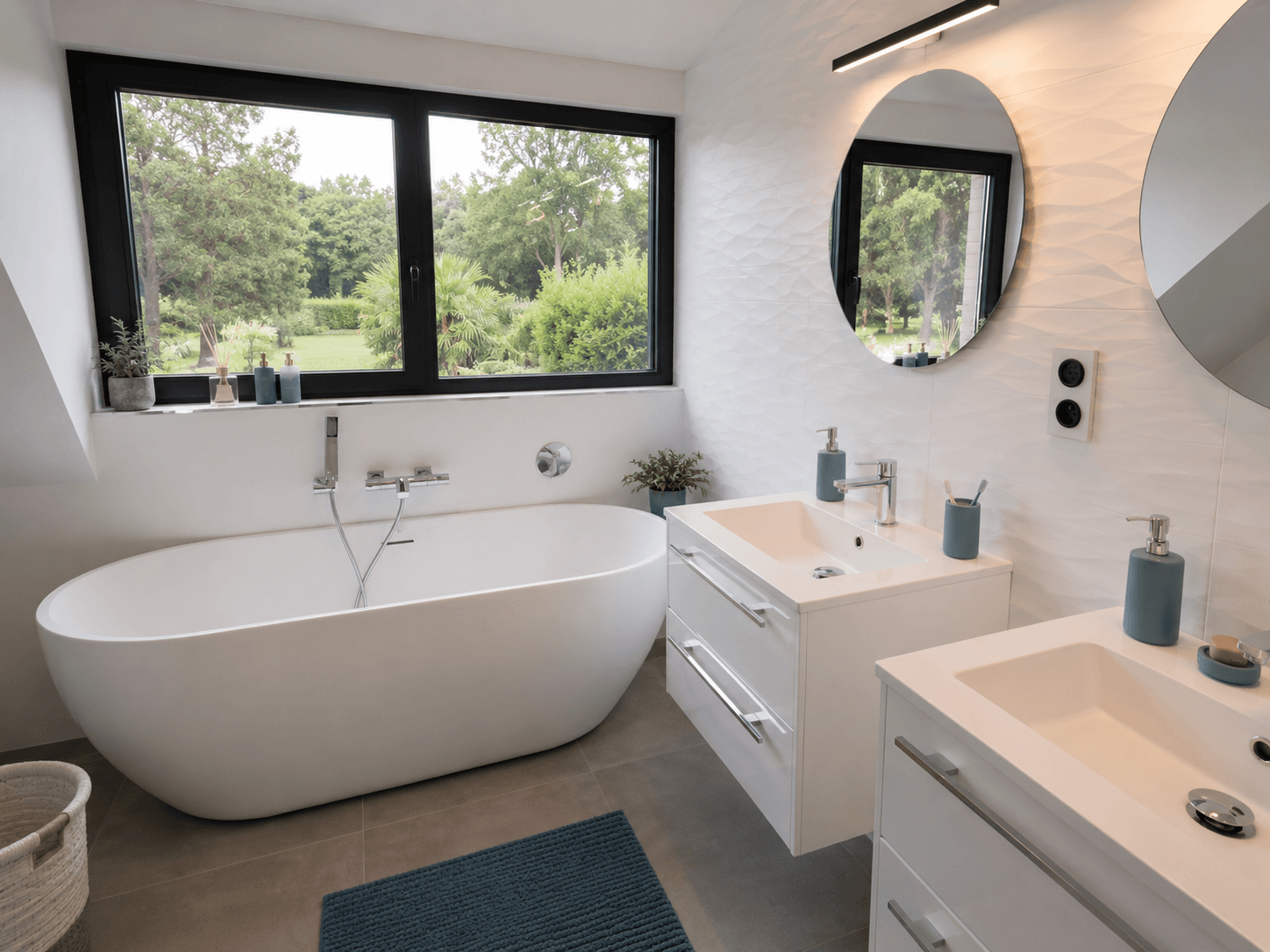 Salle de bain rénovée par RENOV FRANCE — réalisation 4