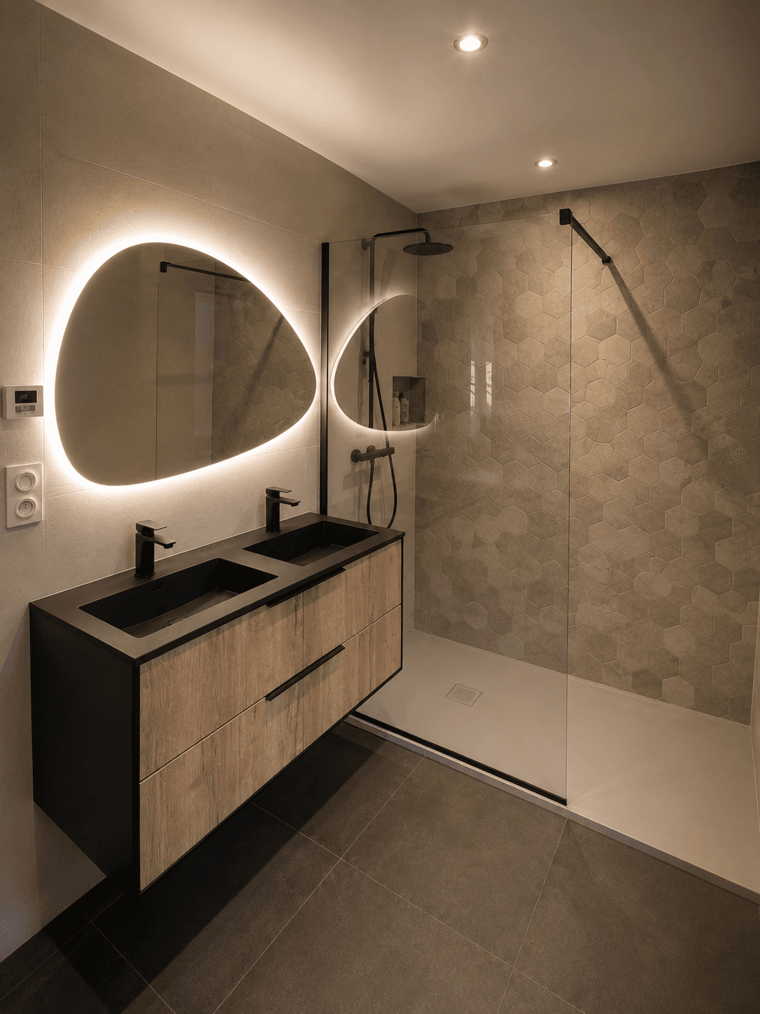 Salle de bain rénovée par RENOV FRANCE — réalisation 6